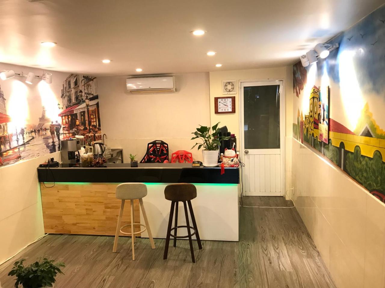 The Lily Hostel & Coffee Thành Pho Ho Chí Minh Esterno foto